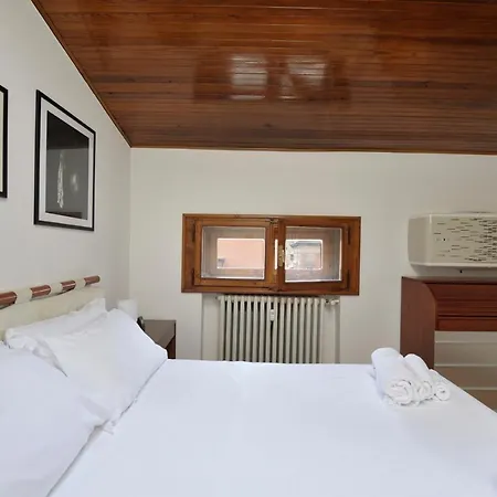 Ur-nest San Martino * ボローニャ